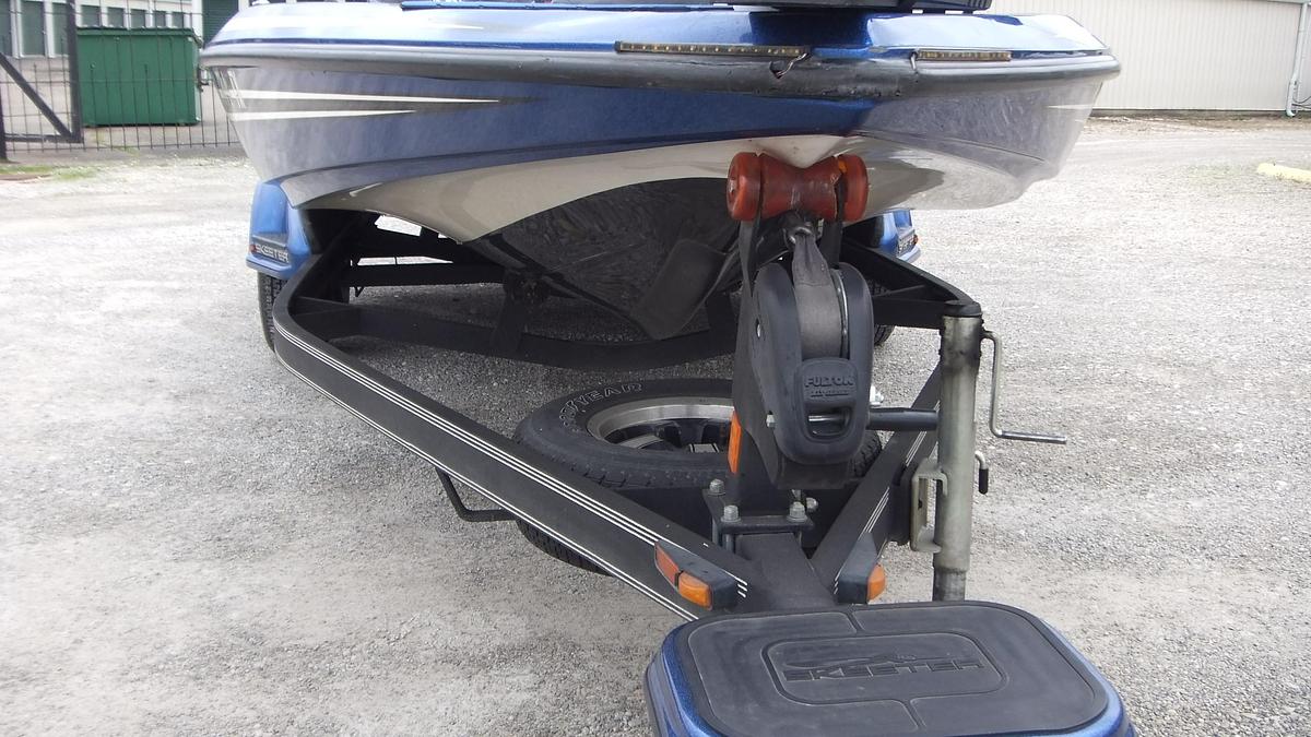 Used 2012 Skeeter Boats FX20