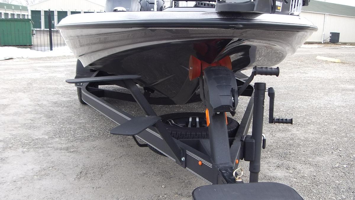 2025 Skeeter Boats ZXR21