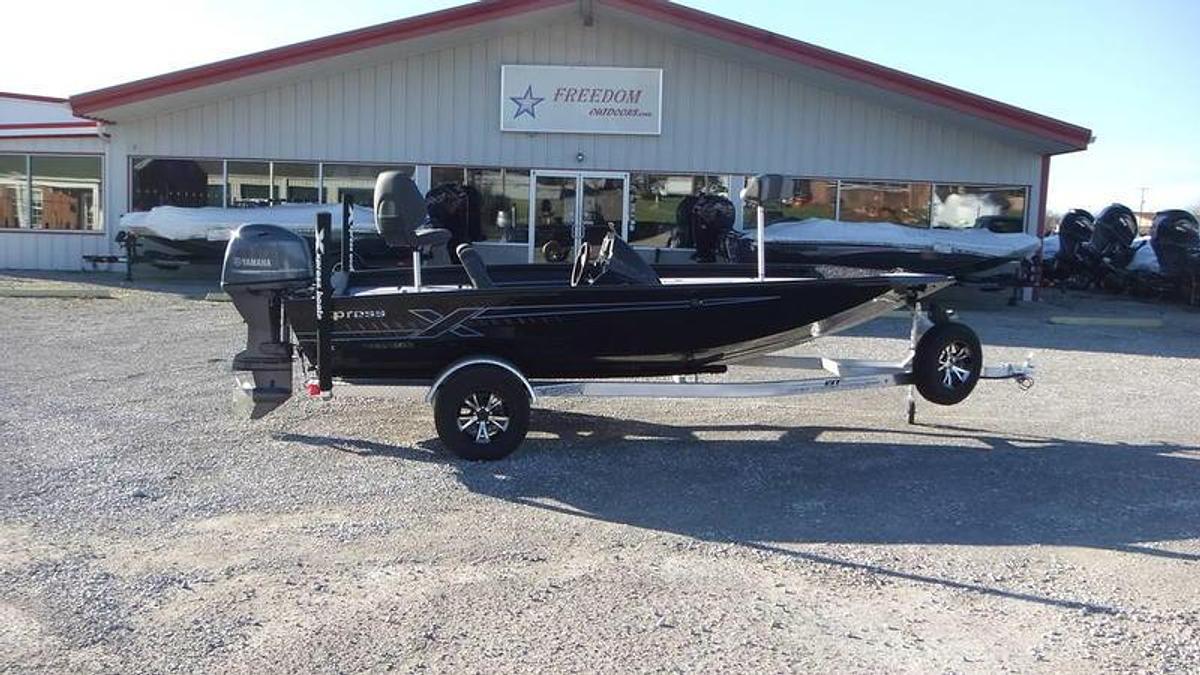 2025 Xpress Boats H17