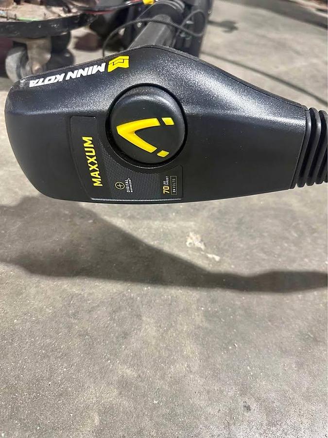 Used Minn Kota Maxxum