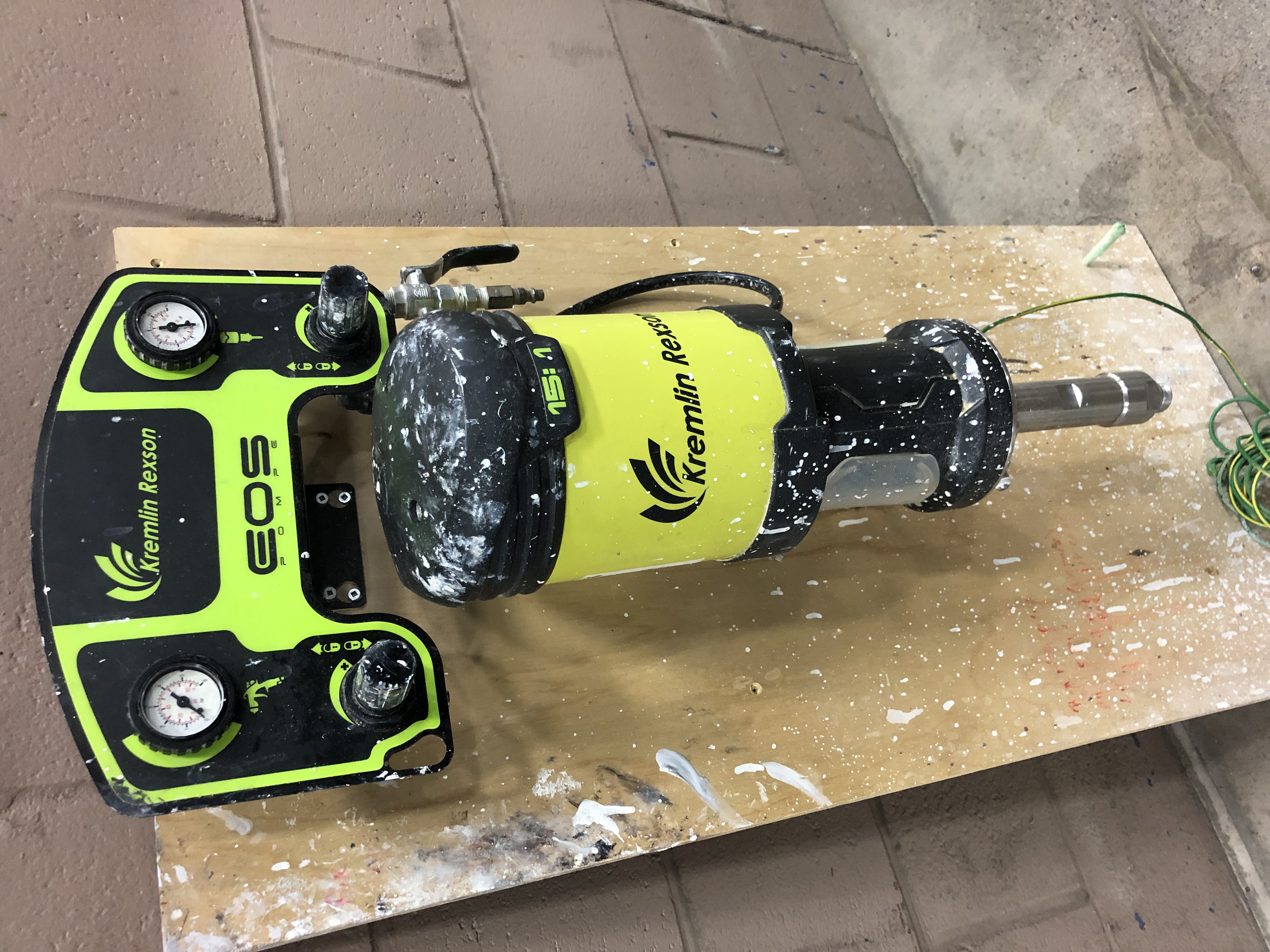 Used 2011 Kremlin Rexson EOS
