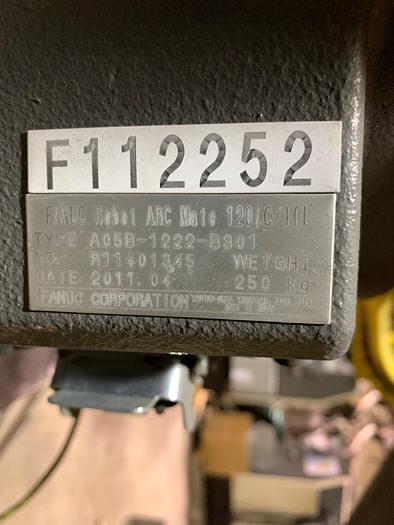 Used FANUC ARCMATE 120iC/10L 6 AXIS CNC MIG WELDING ROBOT WITH R30iA CONTROLLER