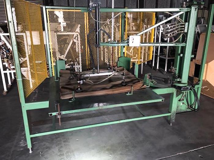 Used Columbia Model FL-500 Case Palletizer