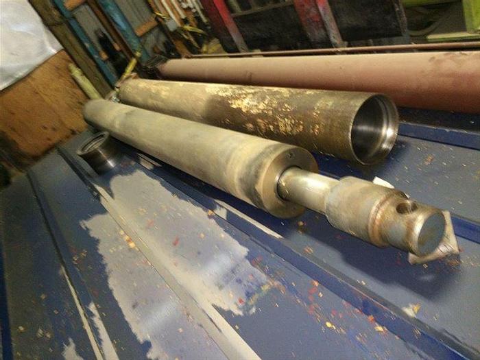 Used Jack Cylinder - A16640R