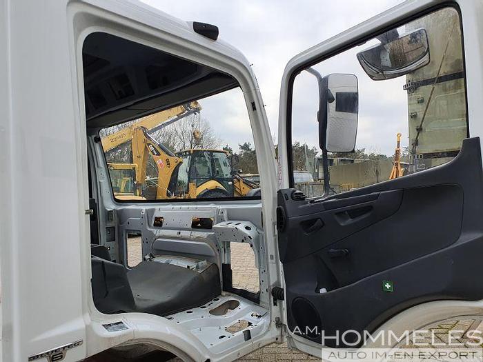 Used Mercedes atego cabin