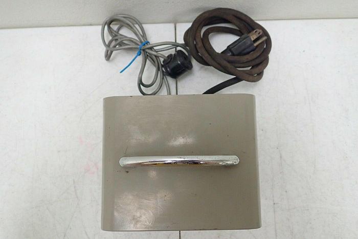 Used Cenco/Central Scientific Co #94178 Thermocouple Vacuum Gauge