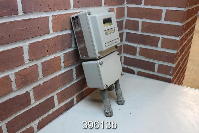 Used Yamatake-Honeywell KIX18B-E12X2TY-XSX Magnet Flow Transmitter #39613