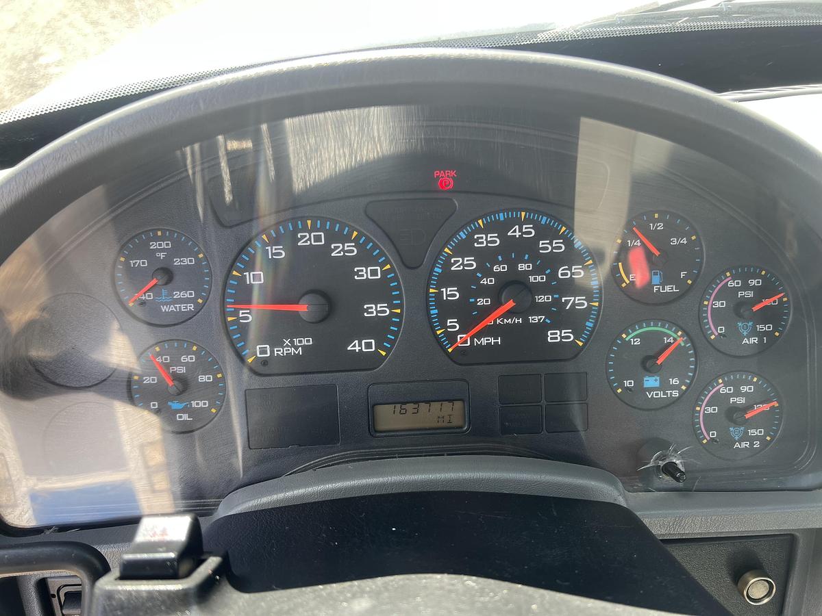 Used 2007 INTERNATIONAL VACTOR CLASSIC