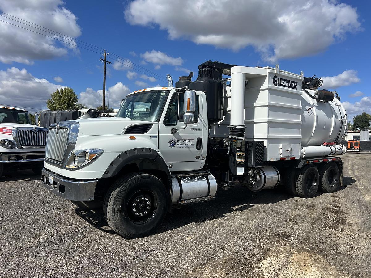 Used 2012 International 7600
