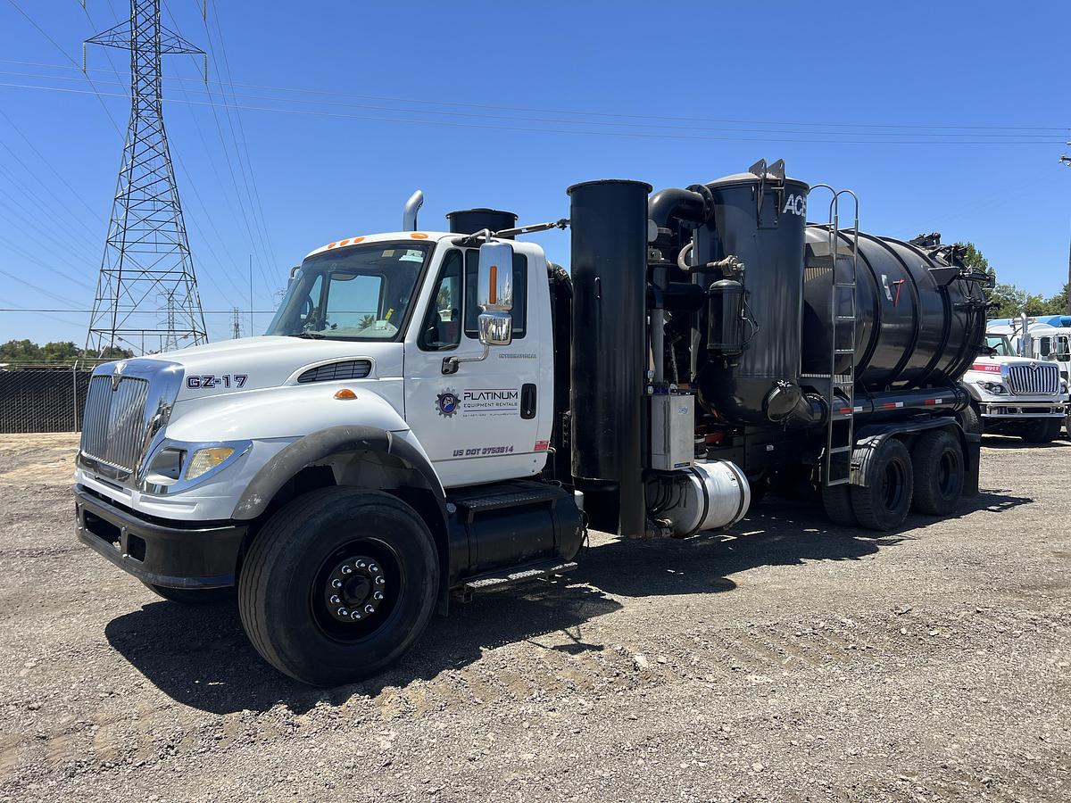 Used 2007 International 7500