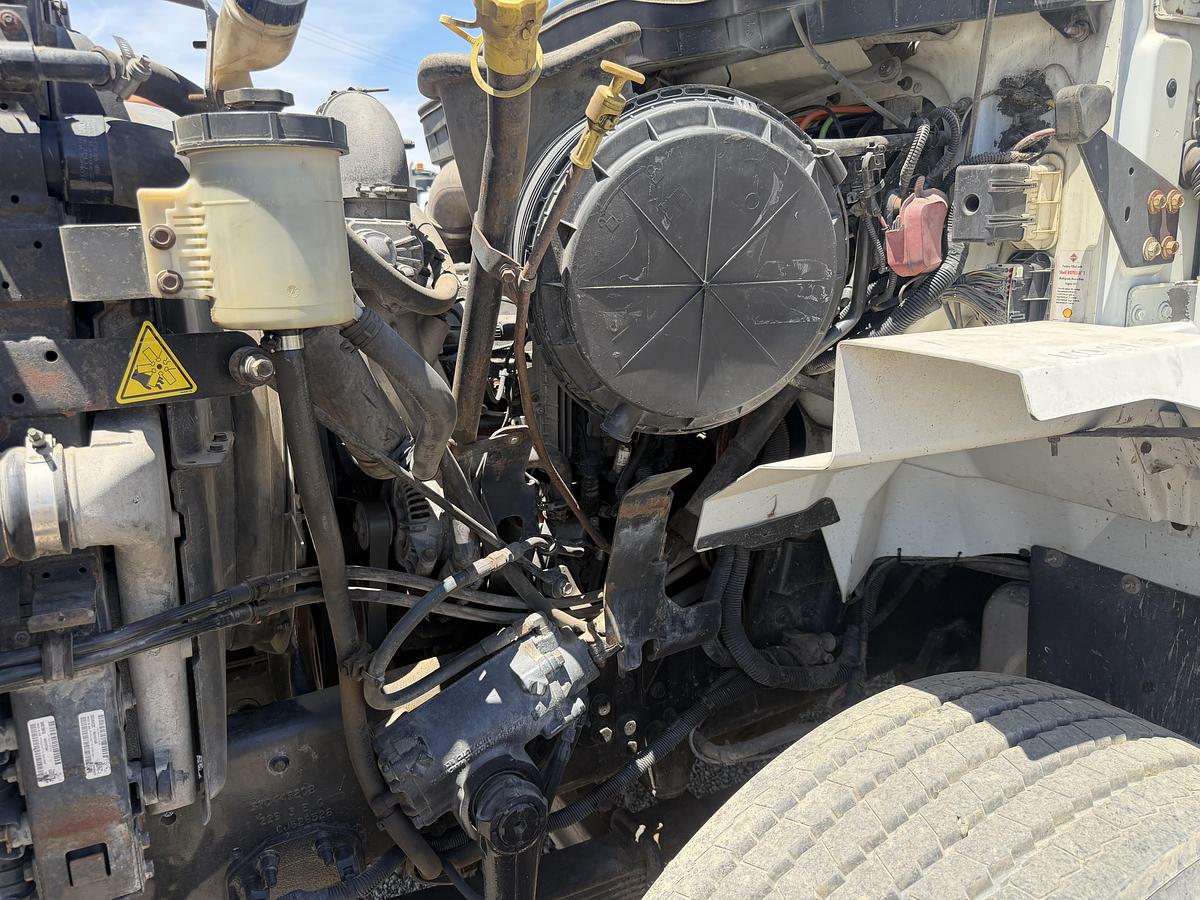 Used 2012 INTERNATIONAL GUZZLER AIR MOVER