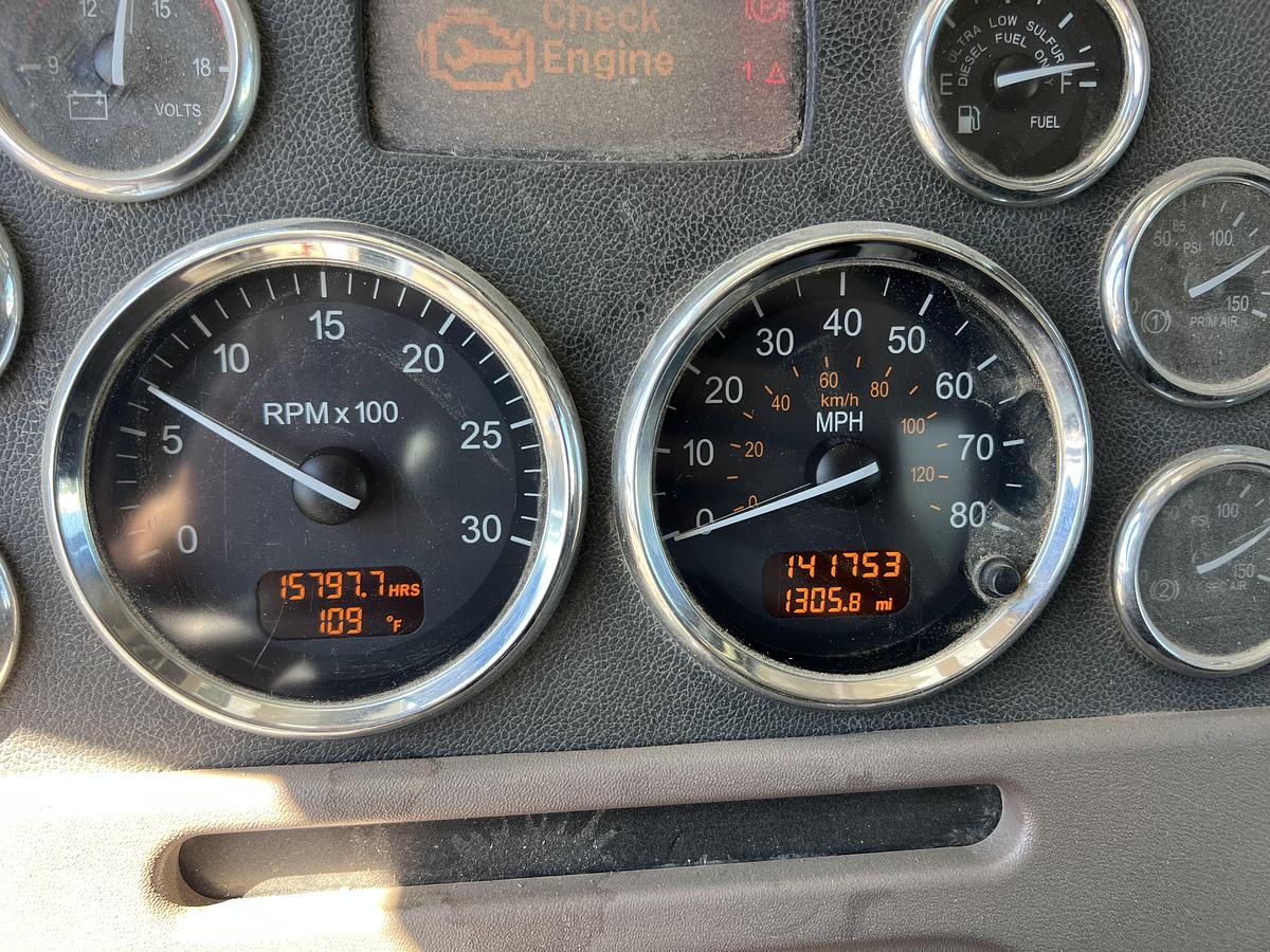 Used 2011 Peterbilt 388