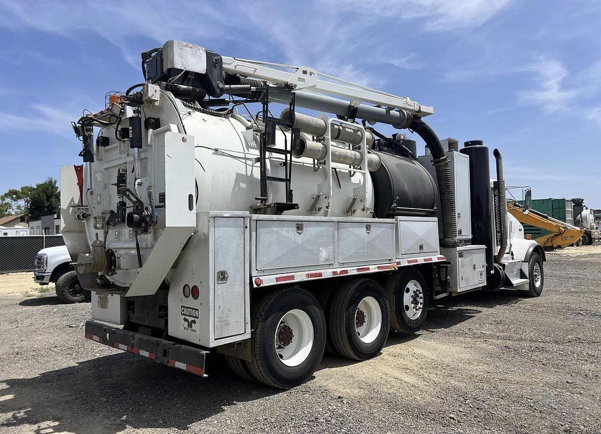 Used 2012 VACTOR HXX KENWORTH T800