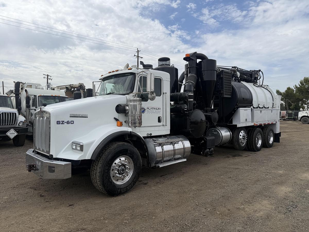 Used 2019 VACTOR HXX KENWORTH T800