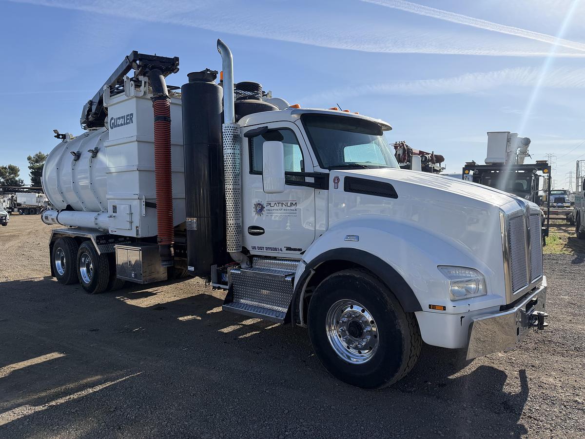 Used 2018 GUZZLER CLASSIC KENWORTH T880