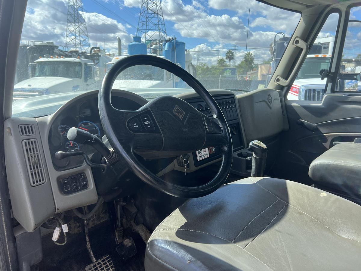 Used 2012 INTERNATIONAL GUZZLER AIR MOVER