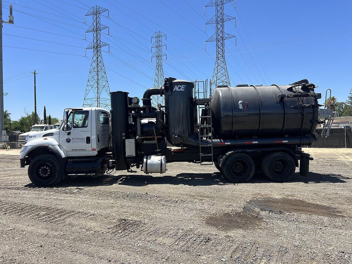 Used 2007 International 7600