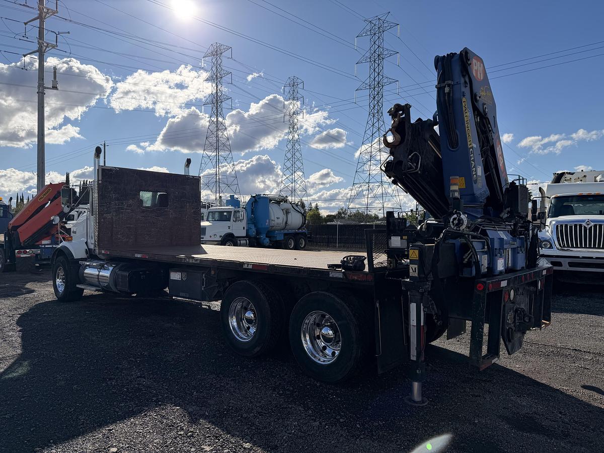 Used 2013 KENWORTH T800 KNUCKLE BOOM 