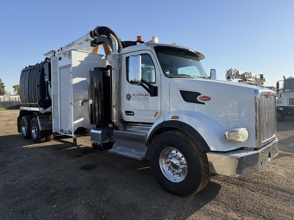 Used 2015 MUD DOG 1200 PETERBILT 567