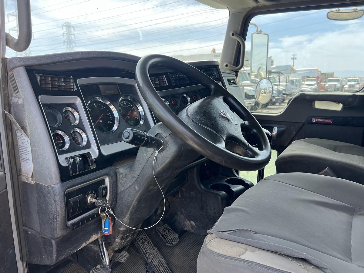 Used 2014  Kenworth  T800
