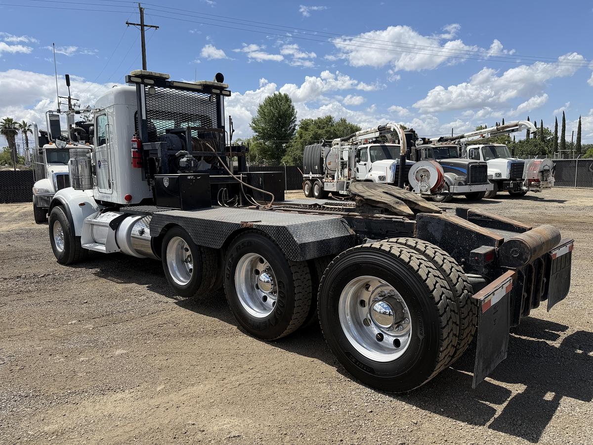 Used 2014 WINCH TRUCK PETERBILT 367