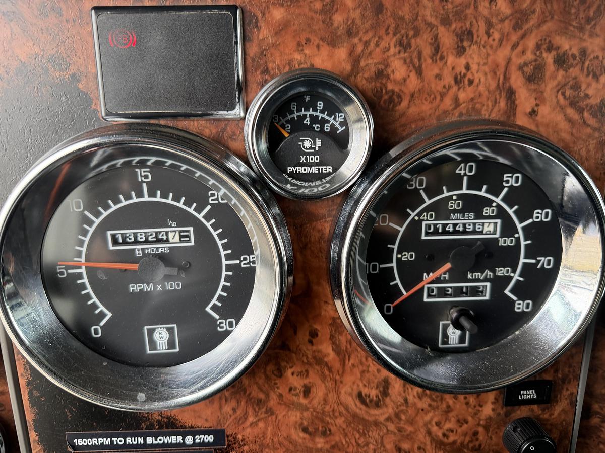 Used 2006 TURBO VAC KENWORTH T800