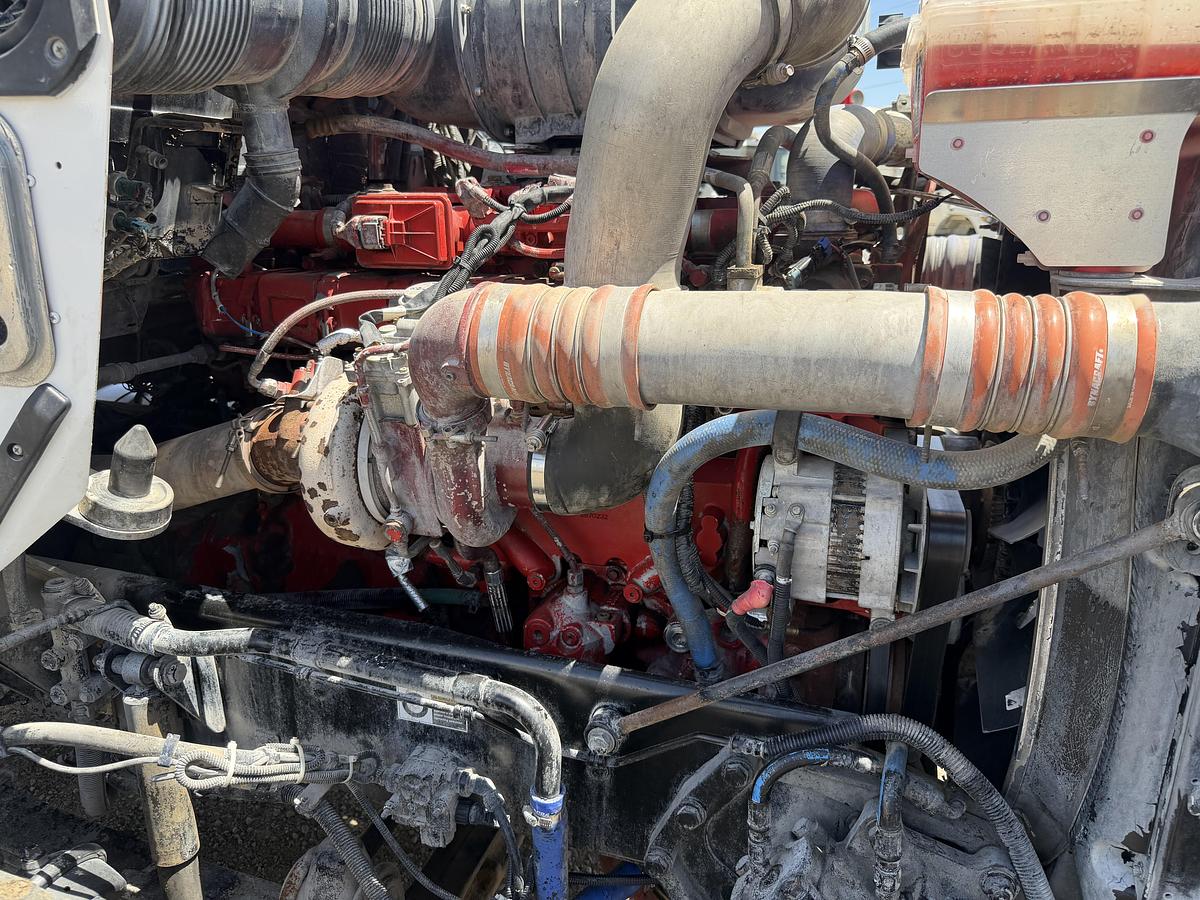 Used 2013 KENWORTH GUZZLER AIR MOVER