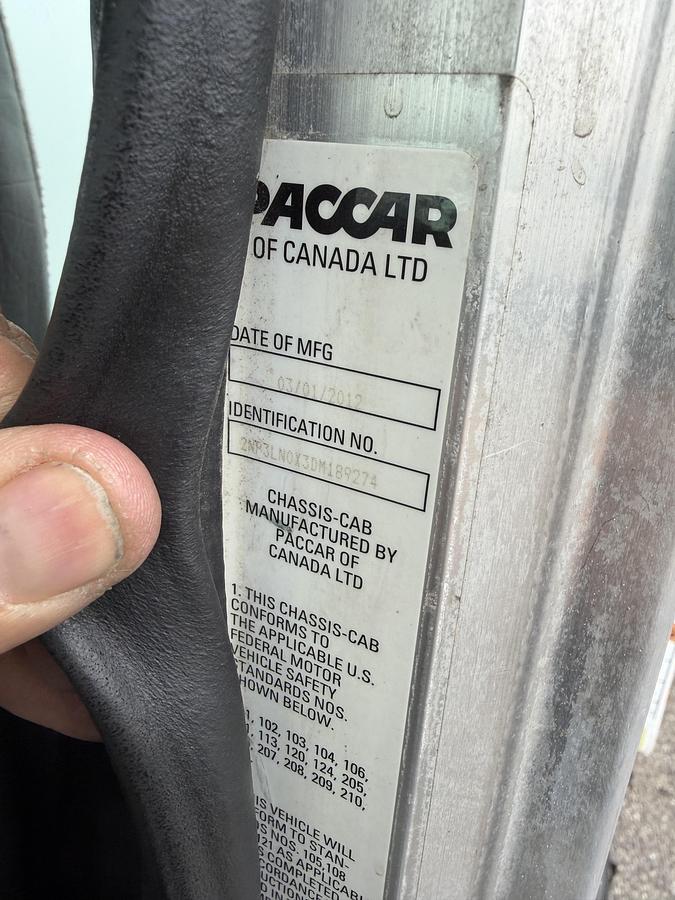 Used 2012 PETERBILT 348 DOT 70BBL PRESVAC