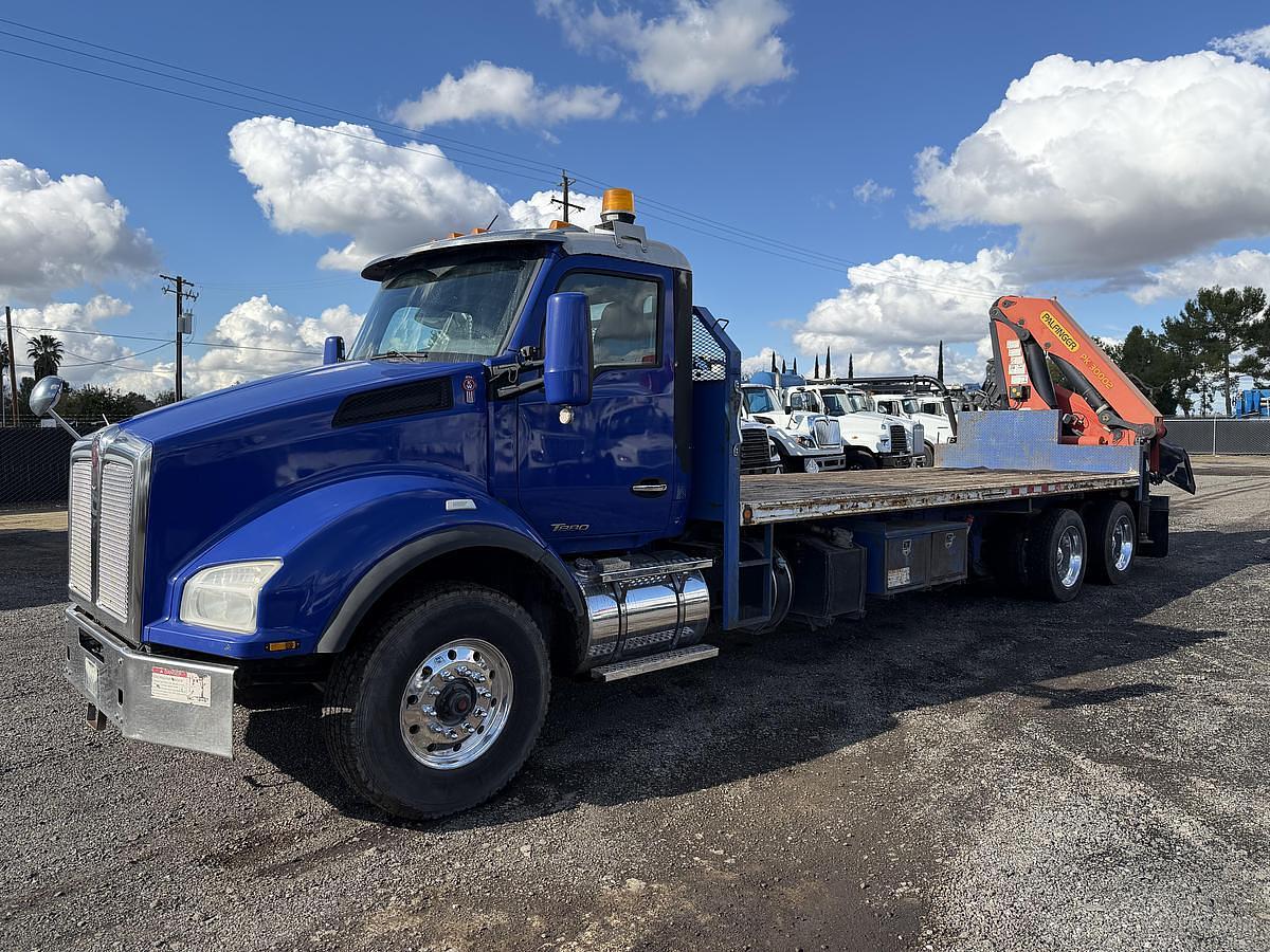 Used 2016 Kenworth T880