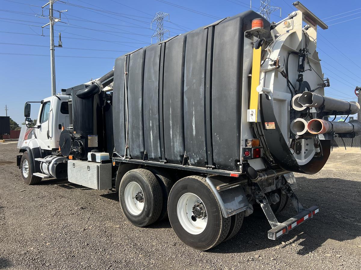 Used 2015 FREIGHTLINER CAMEL SUPER PRODUCTS