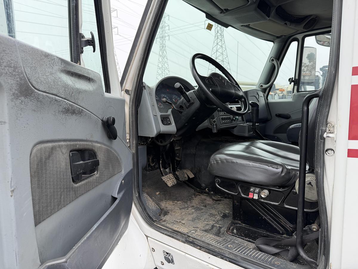 Used 2008 INTERNATIONAL GUZZLER AIR MOVER 