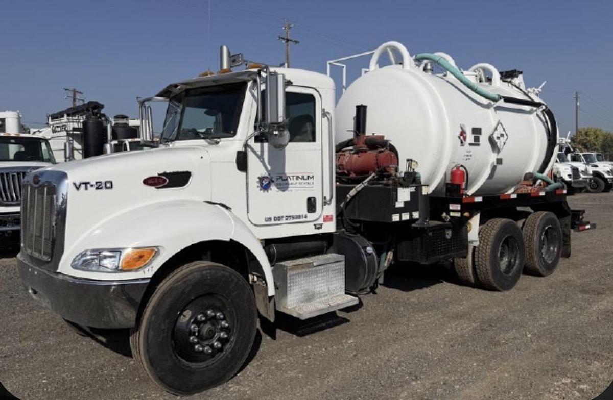 Used PETERBILT 70BBL DOT LIQUID VACUUM TRUCK