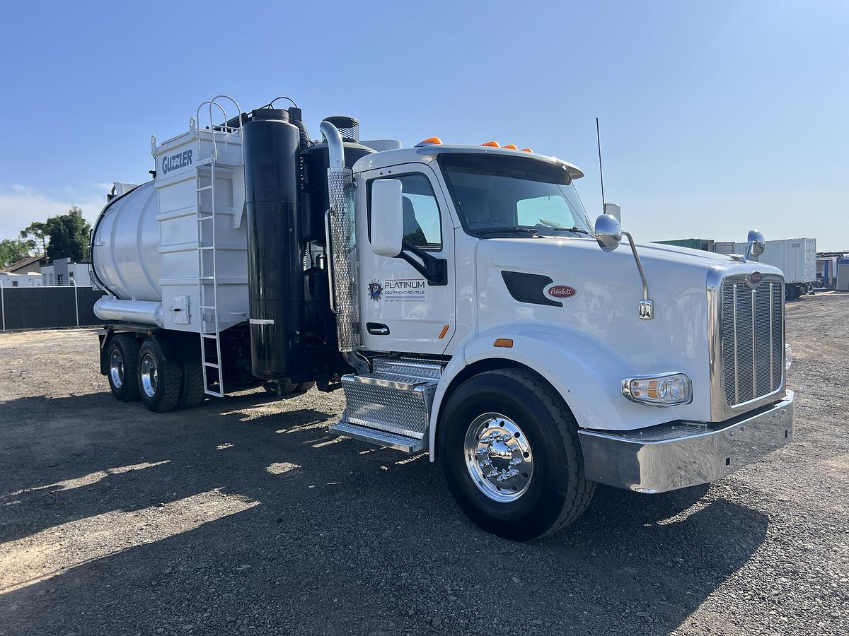 Used 2015 Peterbilt  567