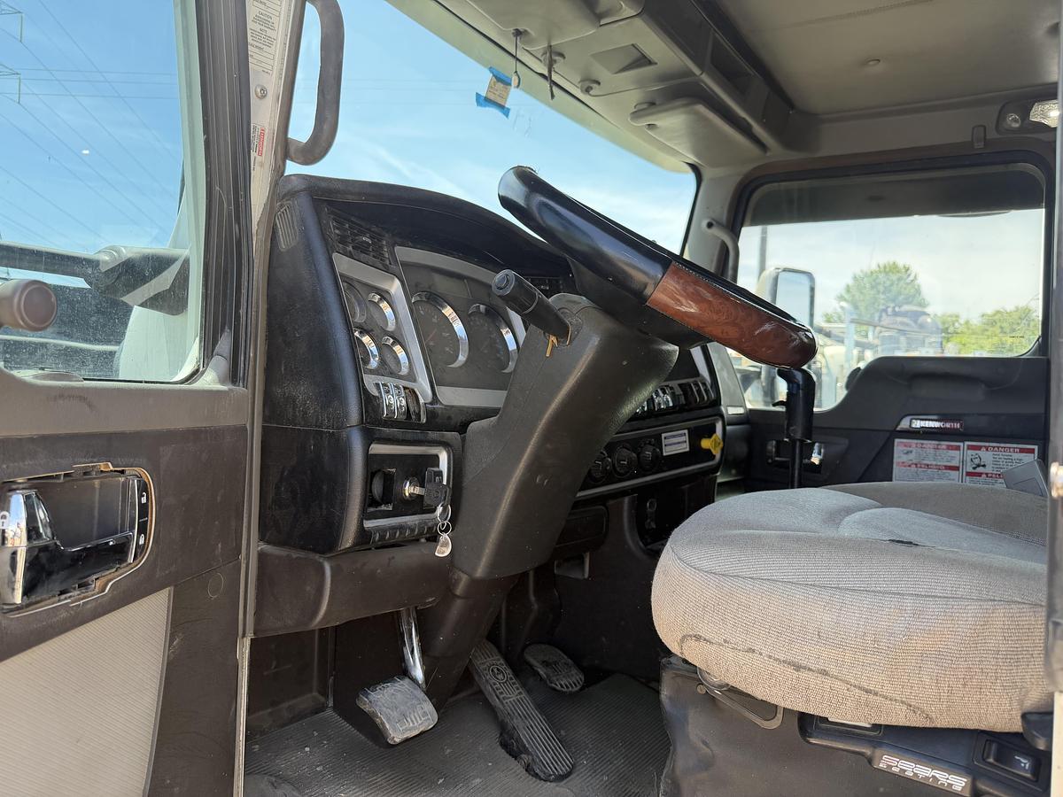 Used 2013 KENWORTH GUZZLER AIR MOVER