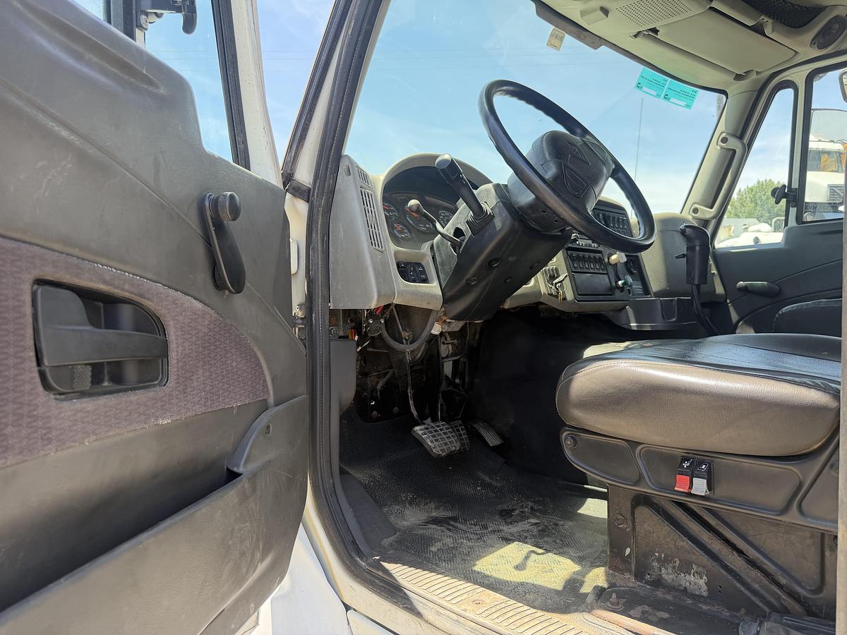 Used 2012 INTERNATIONAL GUZZLER AIR MOVER