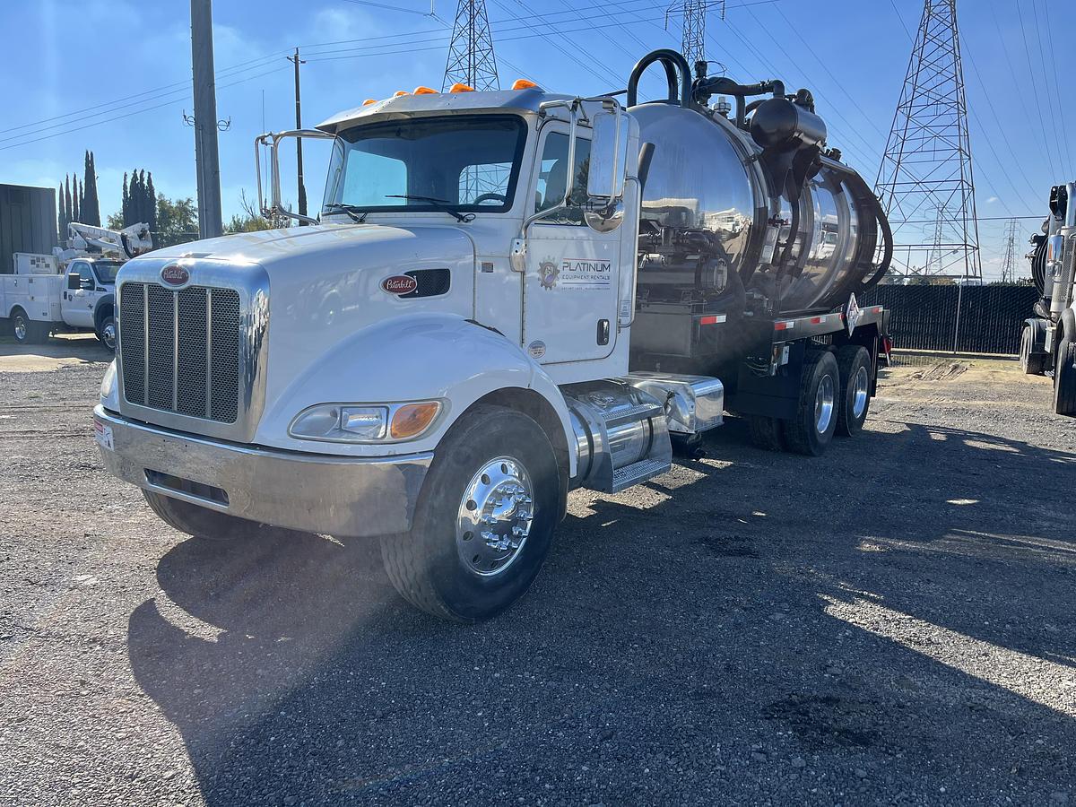 Used 2017 Peterbilt 337
