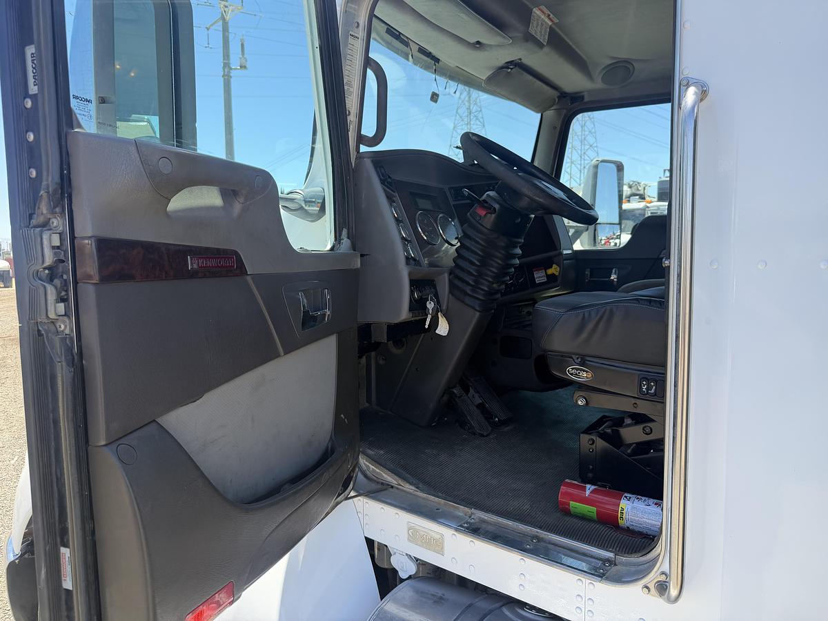 Used 2012 KENWORTH T370 SERVICE TRUCK 