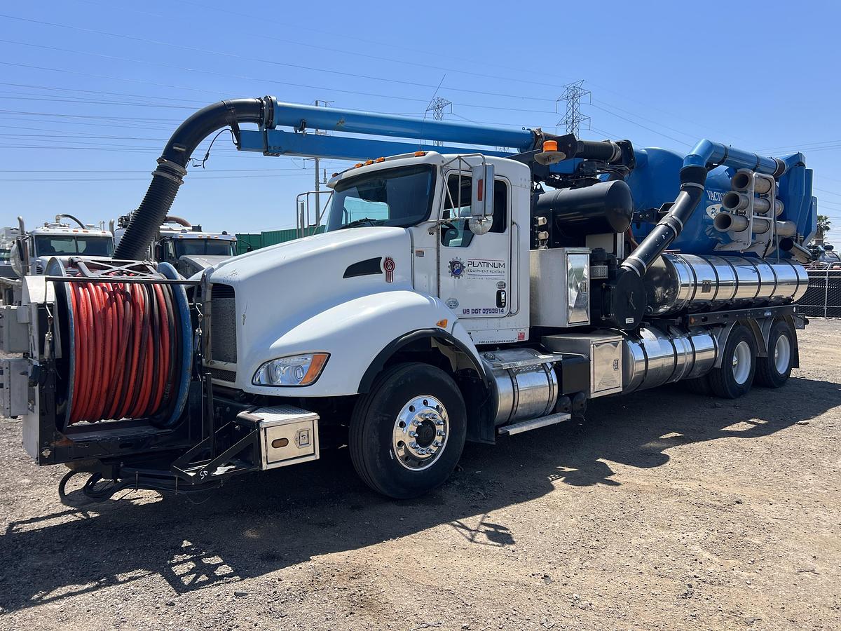 Used 2014 Kenworth T440