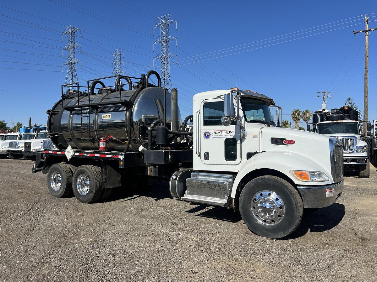 Used 2017 Peterbilt 337