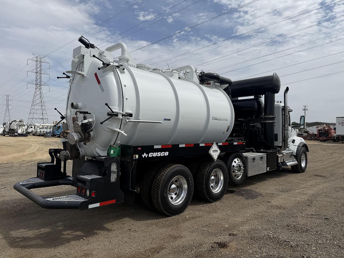 Used 2015 STAINLESS CUSCO TURBO VAC KENWORTH T880