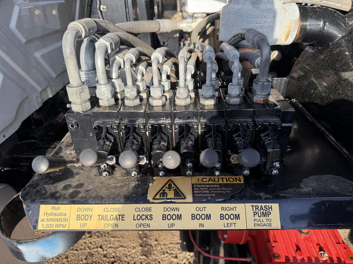 Used 2010 GAPVAX MC2008 COMBO SEWER CLEANER