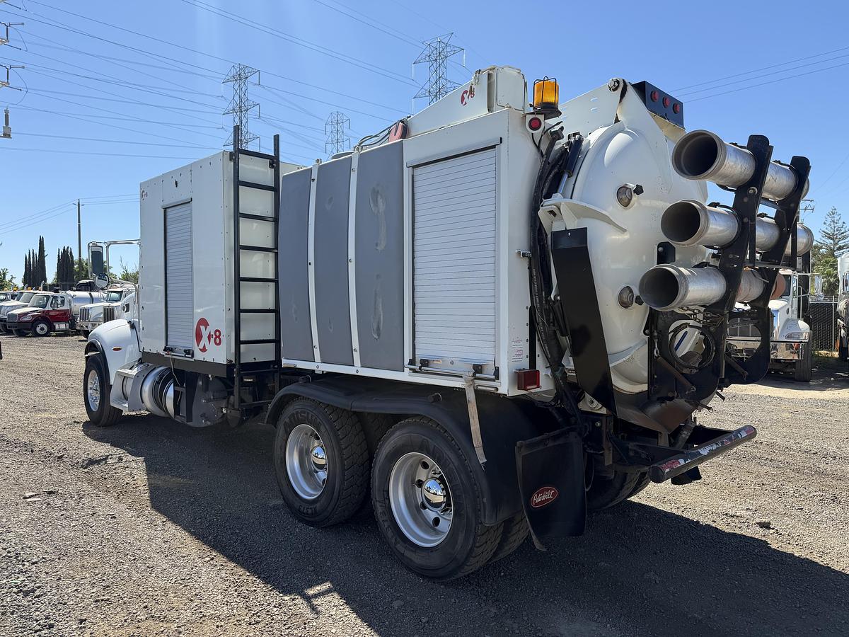 Used 2020 AQUATECH X8 PETERBILT 348