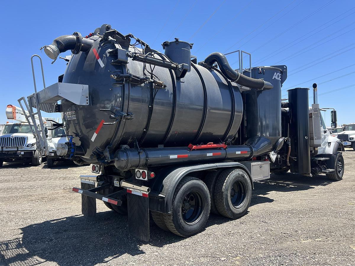 Used 2007 International 7600