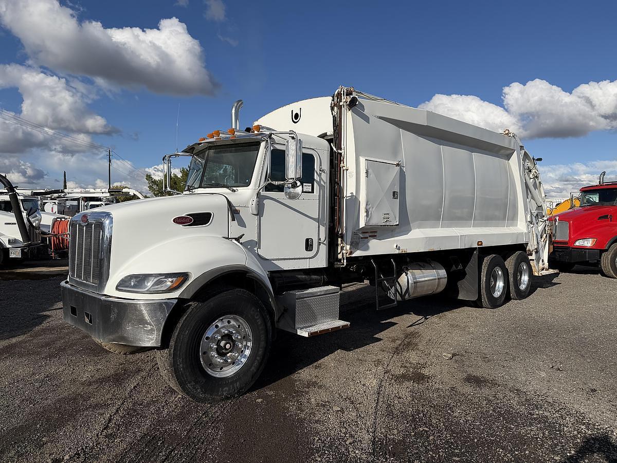Used 2013 Peterbilt 348