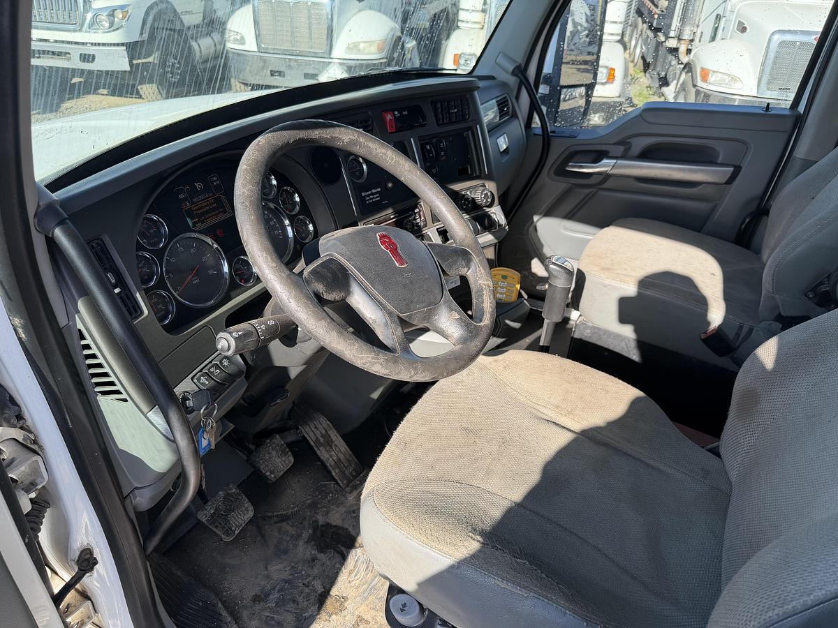 Used 2018 GUZZLER CLASSIC KENWORTH T880