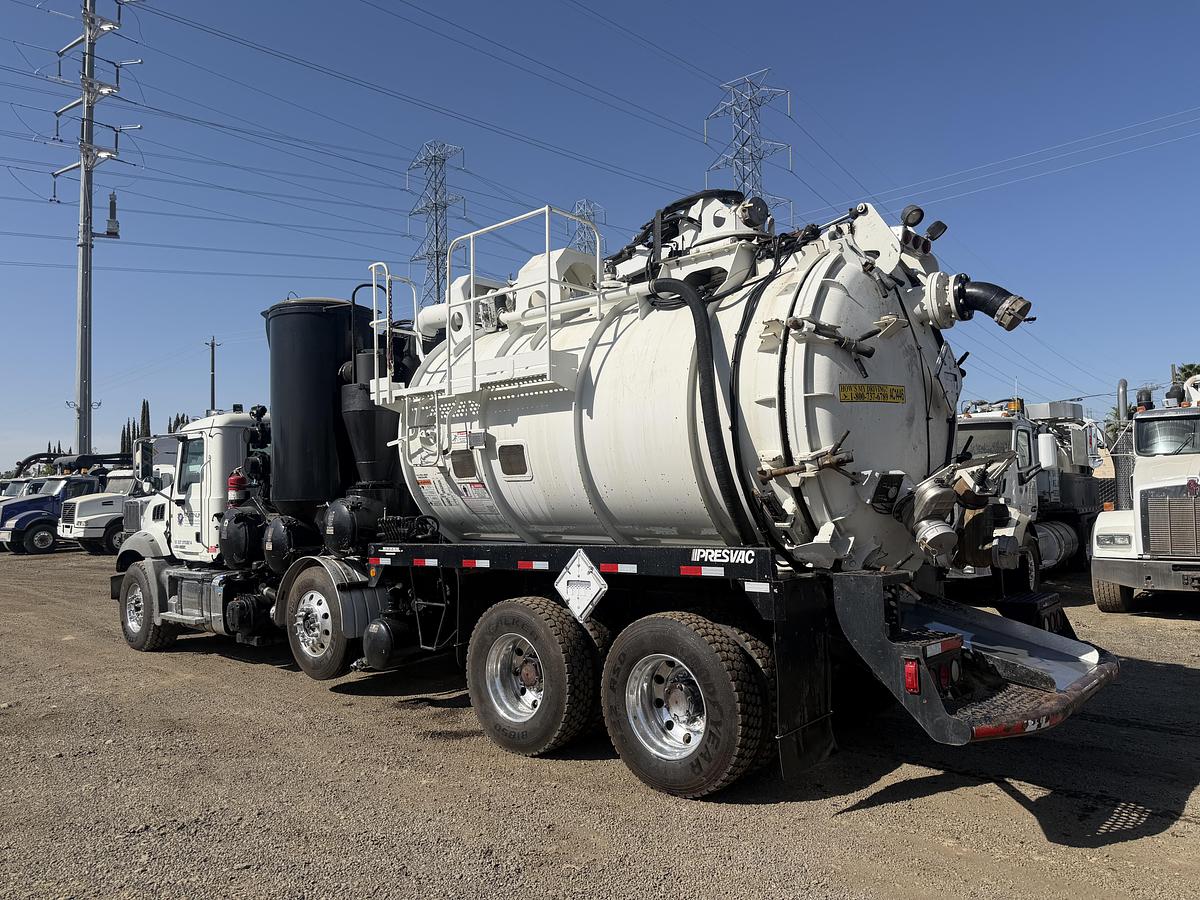 Used 2014 PRESVAC POWER VAC MACK GU813