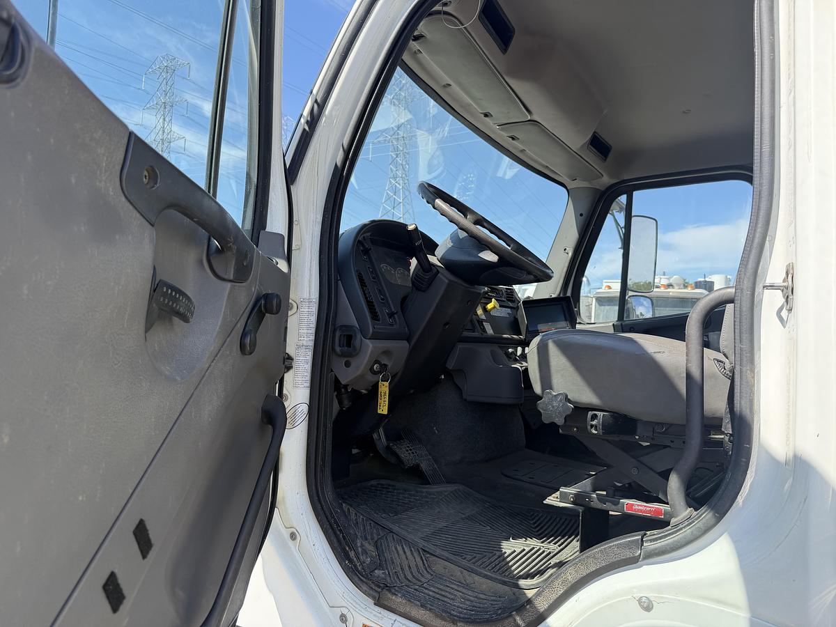 Used 2014 VACCON HYDRO X FREIGHTLINER