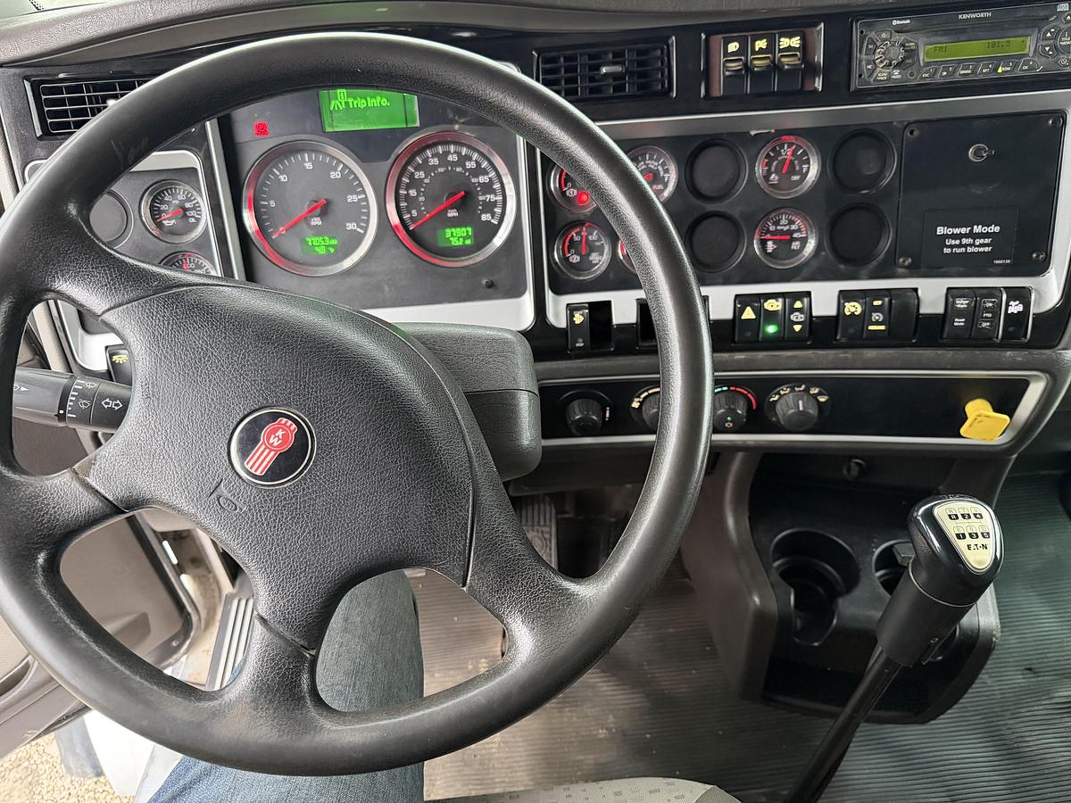 Used 2015 GUZZLER CLASSIC KENWORTH T800