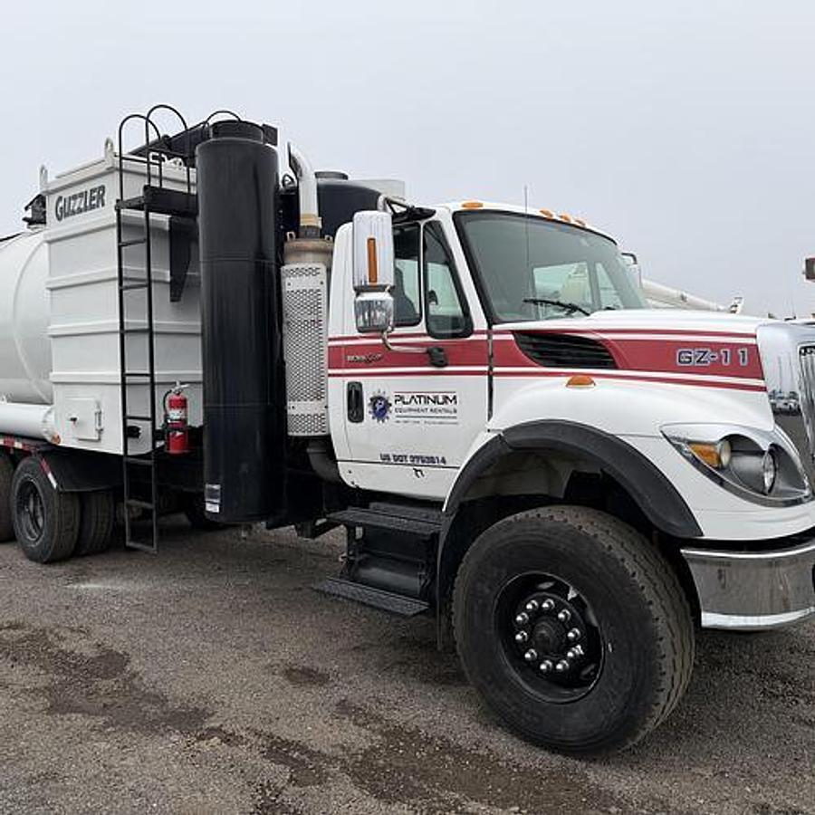 Used 2008 International 7600