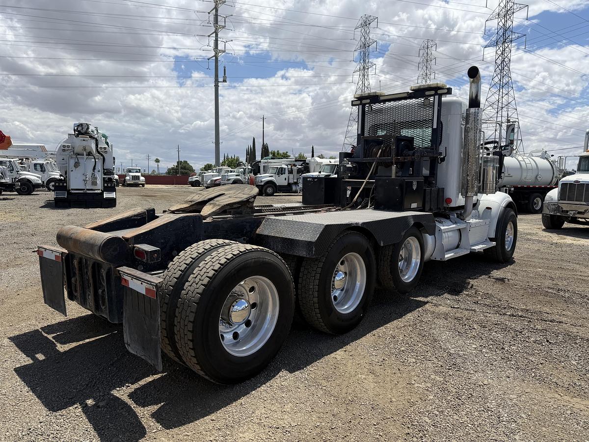 Used 2014 WINCH TRUCK PETERBILT 367